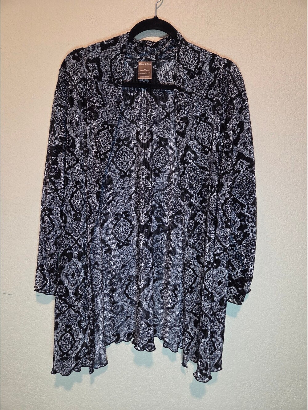 White Stag Women's 4X Black and White Patterned Blouse